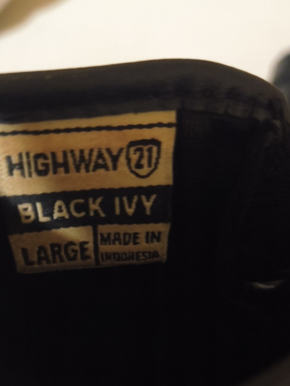 Motorcycle Gloves - Picture 3 of 4